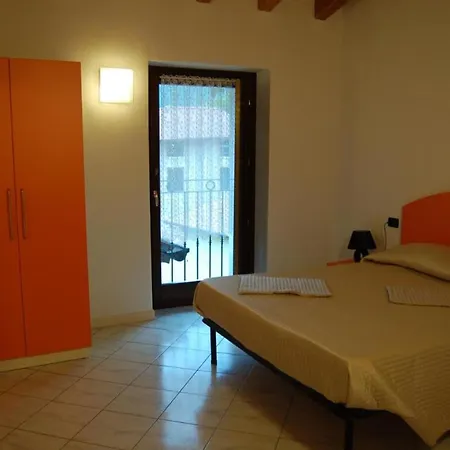 Very Big In Agriturismo Rocca Dei Marchesi Bed and Breakfast